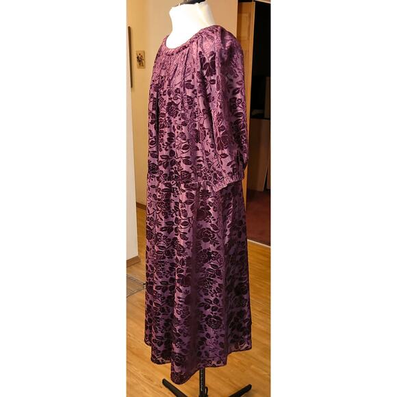 London Times Dress 18W Burgundy Lined Burnout Velvett Flare Midi Modest Grandma - Picture 2 of 9